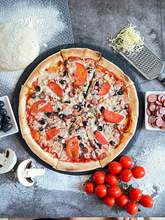 Пицца &quot;Мясное ассорти&quot; XXL 50 см