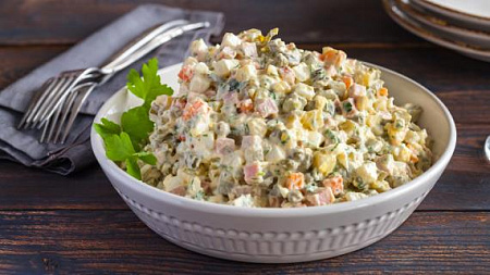 Салат &quot;Оливье с курицей&quot;